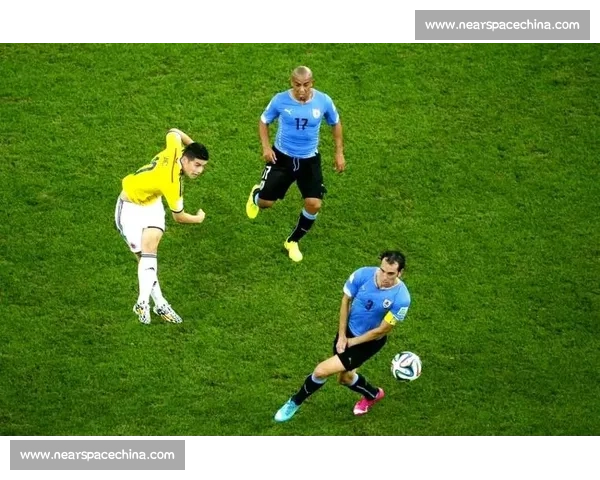 金靴奖背后的辉煌历程与足坛传奇球员的卓越表现 金靴奖背后的辉煌历程与足坛传奇球员的卓越表现